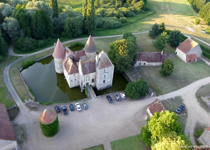 Chateau Du Marais
